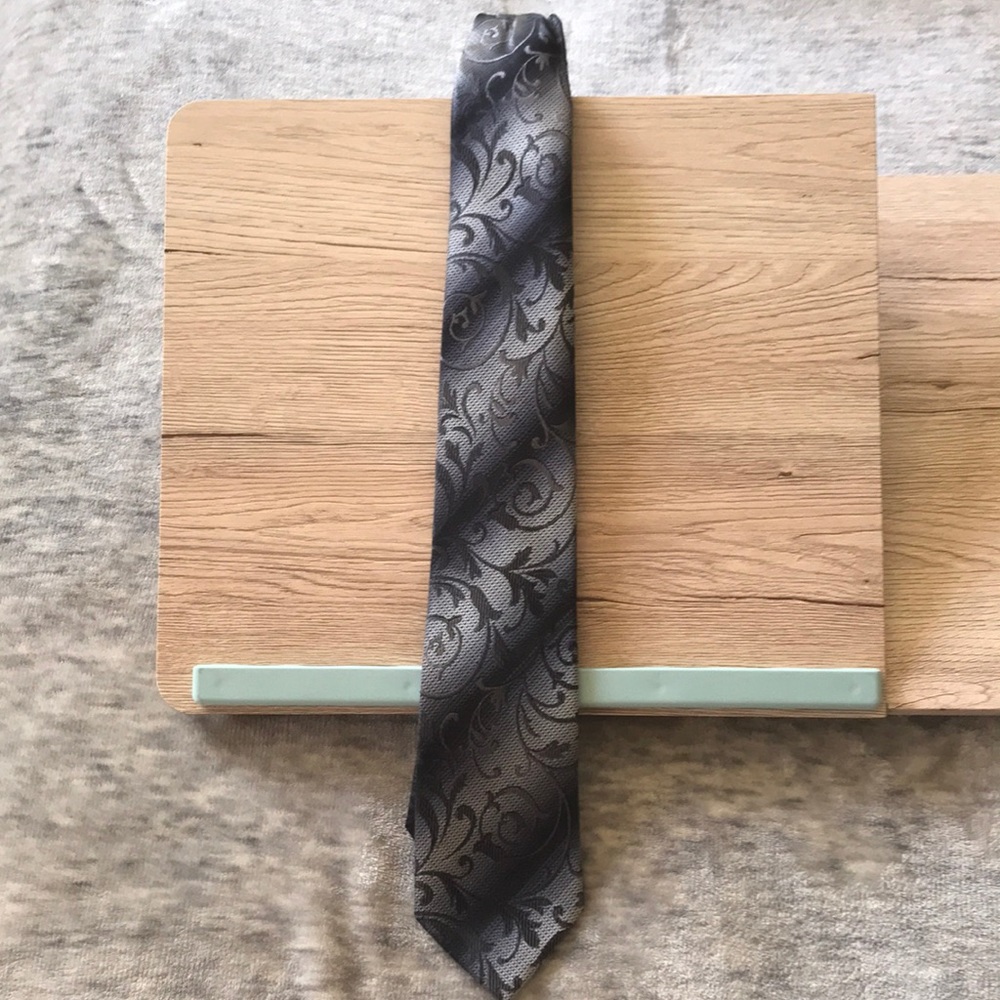 VanHeusen Tie